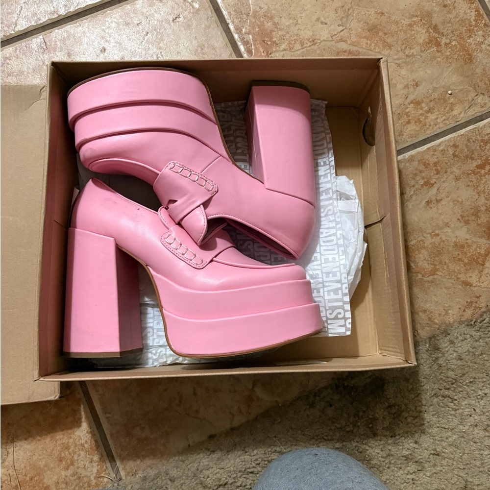 Steve Madden Pink Platform Loafers